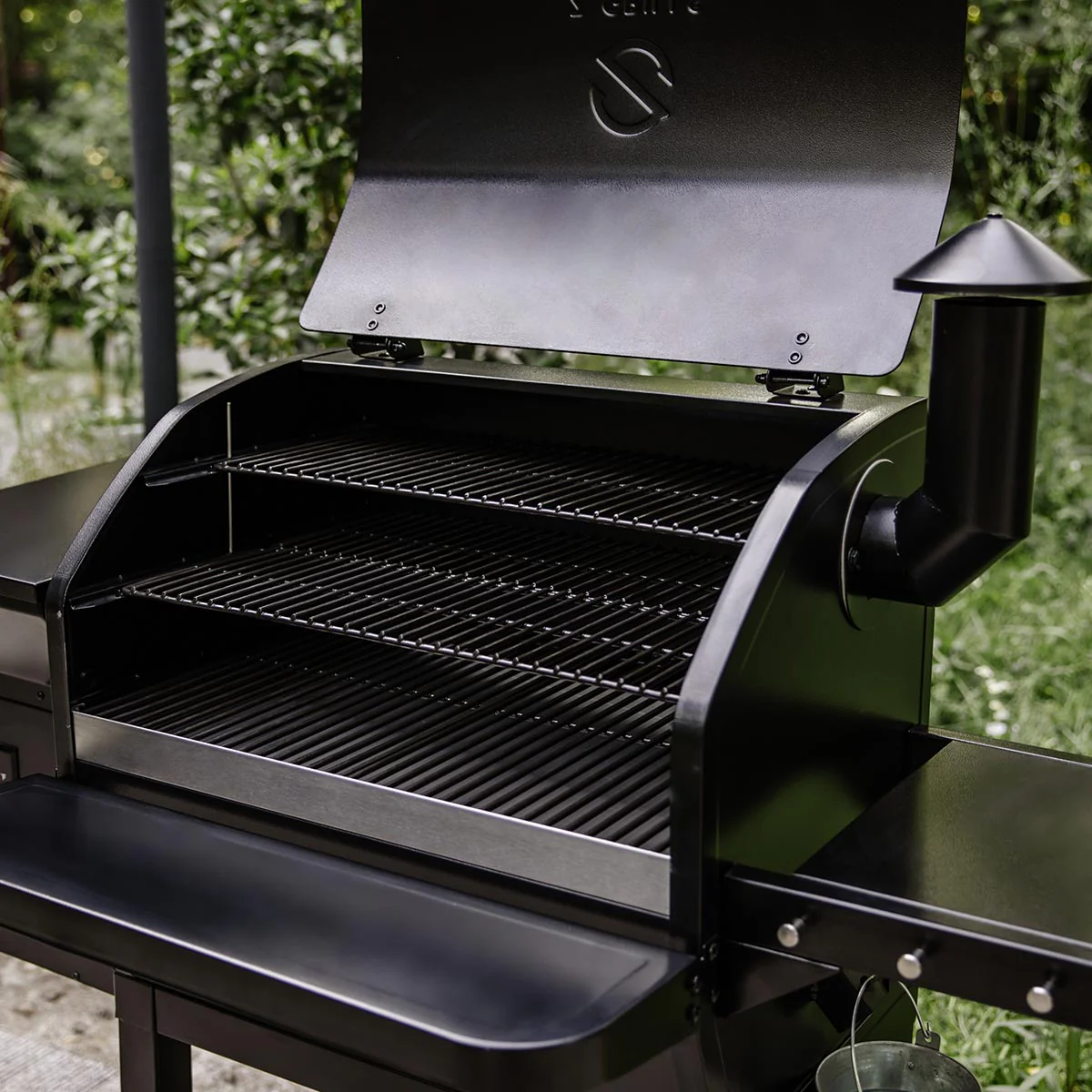 LARGE 10002B PELLET GRILL - Image 8